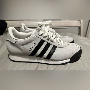 Adidas Samoa Men’s Size 8 Gray Sneaker